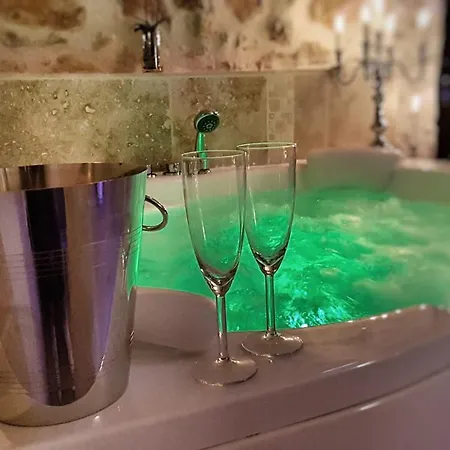 Le Domaine Saint Martin Bed & Breakfast